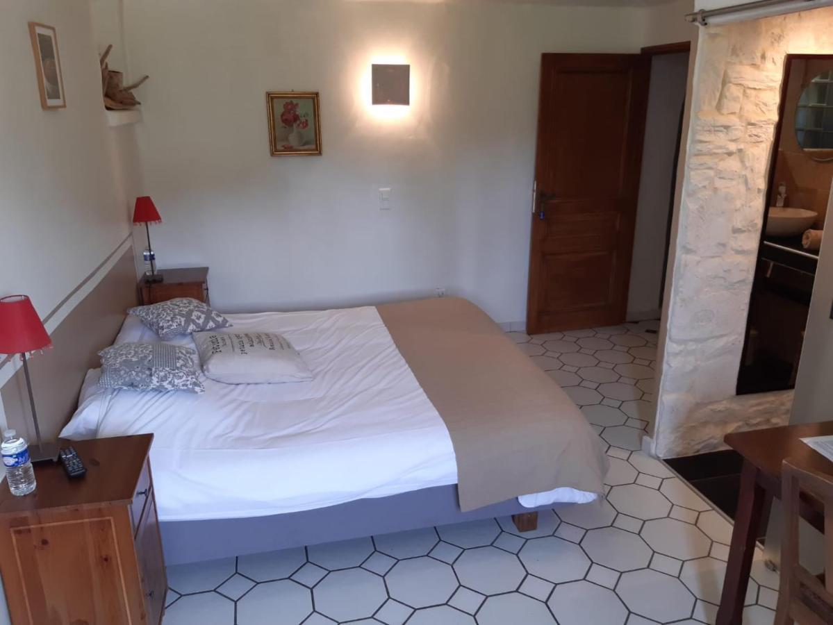 Le Vieux Platane Hotel Cairanne ภายนอก รูปภาพ